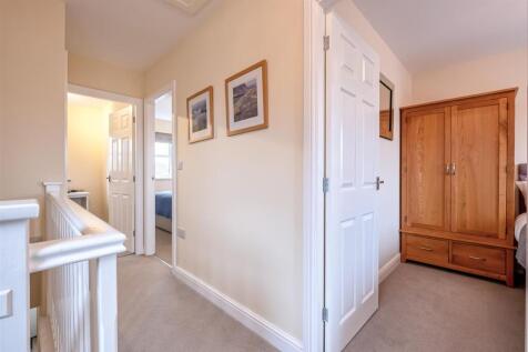 7 Cowper Close (12 of 19).jpg