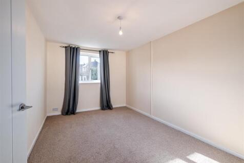 6 Medway Road (10 of 18).jpg