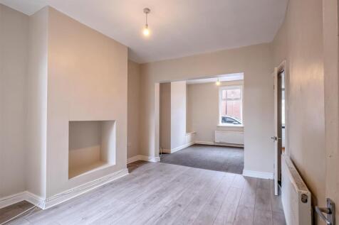 5 Lincoln Street (7 of 18).jpg