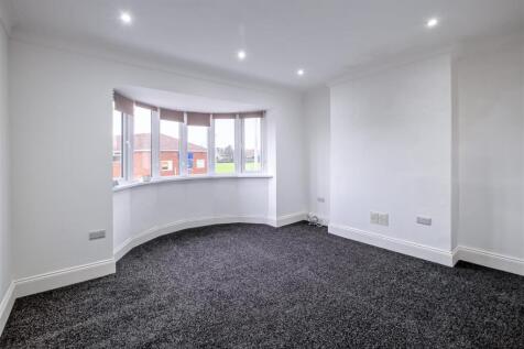 128 Oxford Street (6 of 11).jpg