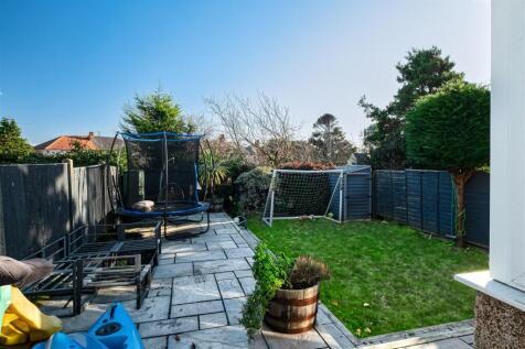 12 Cowlarns Road (17 of 19).jpg