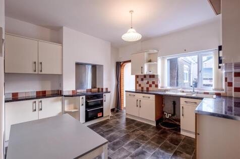 52 Harrogate Street (3 of 11).jpg