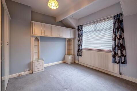 34 Douglas Street (8 of 15).jpg