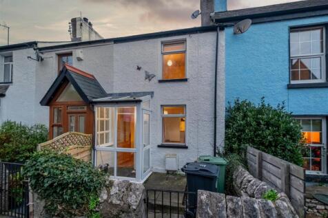 Butterfly Cottage, 4 School View (3 of 14).jpg