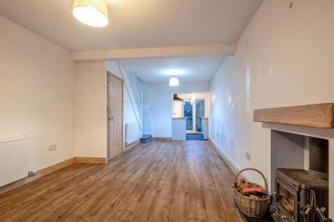 Butterfly Cottage, 4 School View (5 of 14).jpg