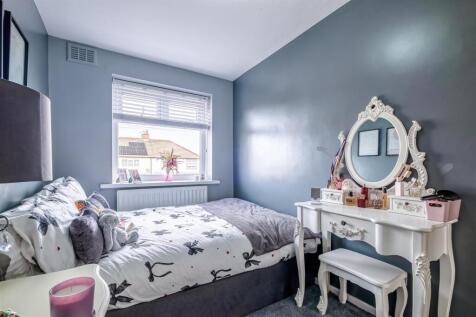 54 Coronation Drive (11 of 18).jpg