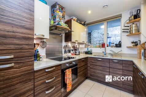 97697f38-6fd4-f01...