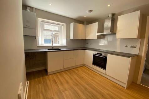 11a kitchen new.jpg