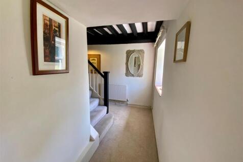 cae pentre hallway 2.jpg