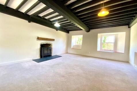 cp sitting room.jpg