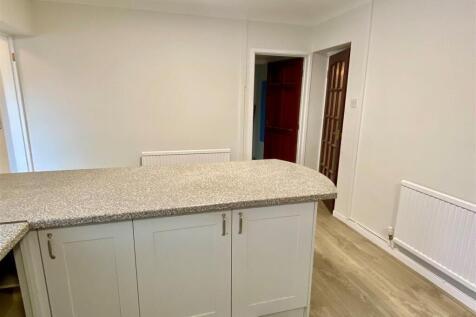 22 crown breakfast bar.jpg