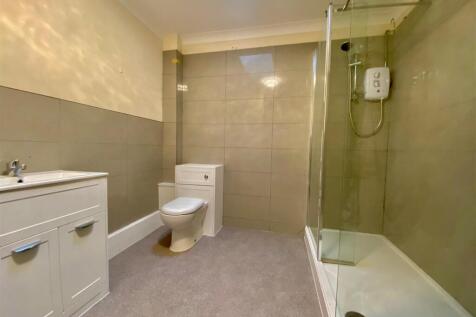 22 crown bath.jpg