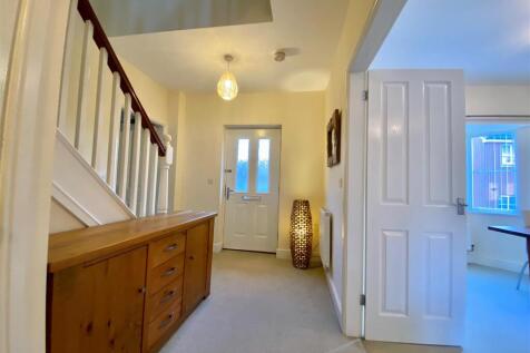 5 hallway.jpg
