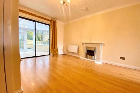 8 st davids lounge 2.jpg