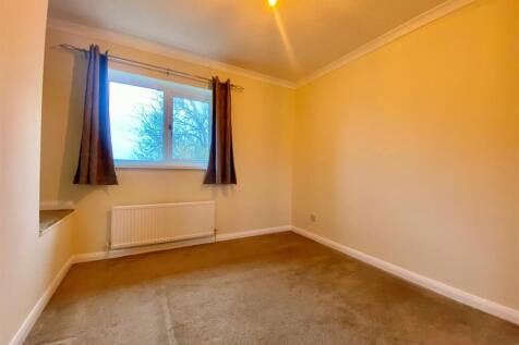 8 st davids bed 2.jpg