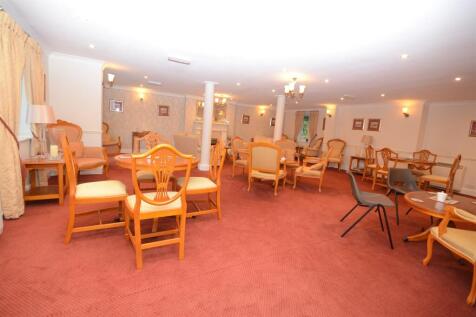 Communal Lounge 