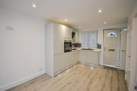Lounge/Kitchen
