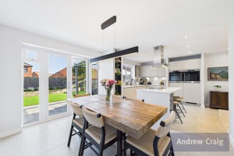 Kitchen/Diner/Family