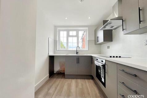 Kitchen (17).jpg