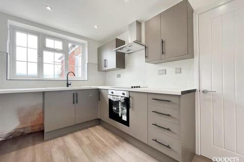 Kitchen 2 (9).jpg