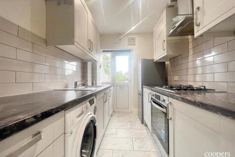 Kitchen 2 (12).jpg
