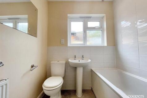 Bathroom (22).jpg