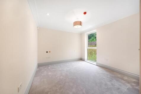 Bedroom 2.jpg