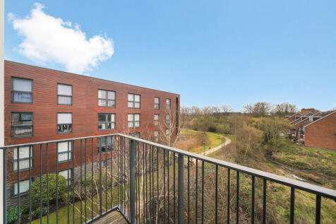 17  HENRY COURT 5