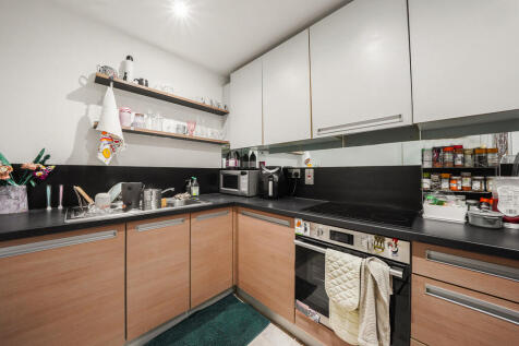 Flat 205, Michiga...