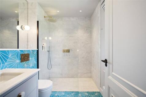 En Suite Shower