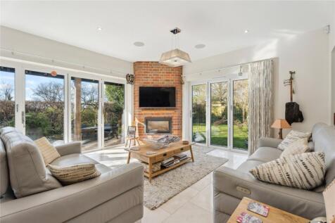 Dining/Family Room