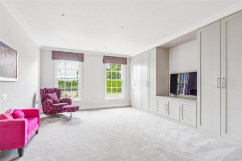 T.V/Play Room