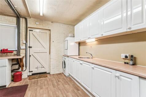 Garage/Utility