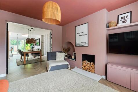 Sitting/Dining Room