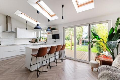 Kitchen/Bfast Room