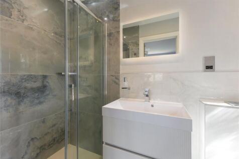 En Suite Shower