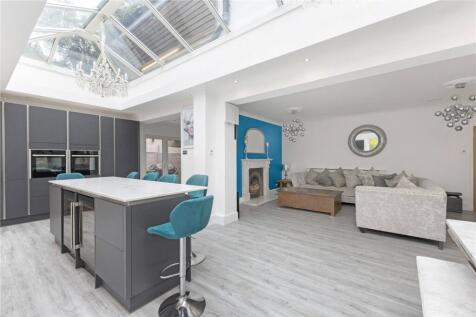 Kitchen/Family Room