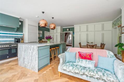 Kitchen/Family Room