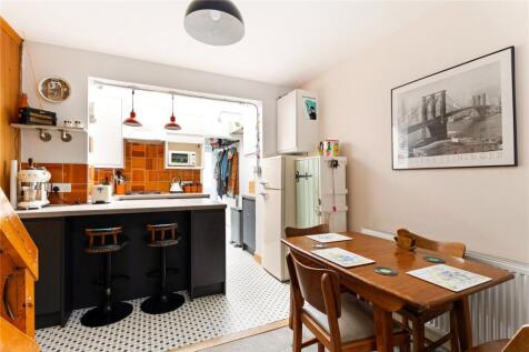 Dining/Kitchen