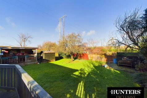 CAM01984G0-PR0375-STILL037.jpg