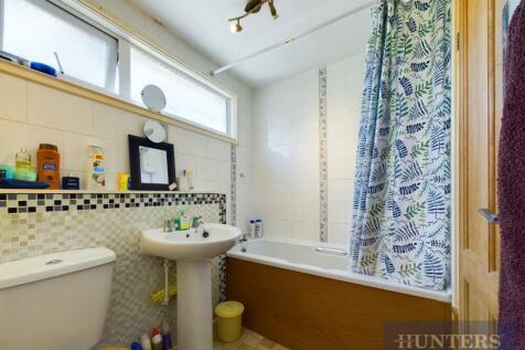CAM03696G0-PR0165-STILL005.jpg