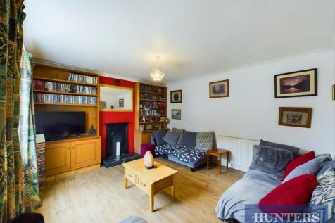 CAM03696G0-PR0276-STILL019.jpg