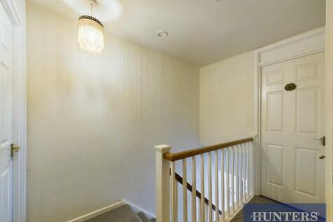 CAM03696G0-PR0276-STILL005.jpg