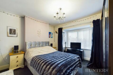 CAM03696G0-PR0333-STILL007.jpg