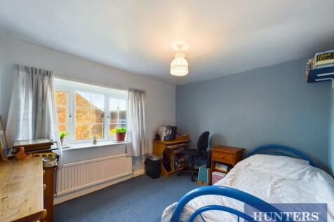 CAM03696G0-PR0338-STILL006.jpg