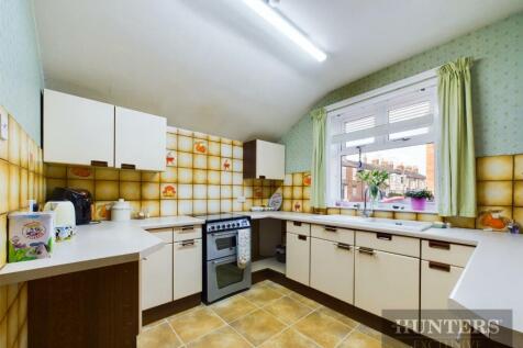 CAM03696G0-PR0339-STILL012.jpg