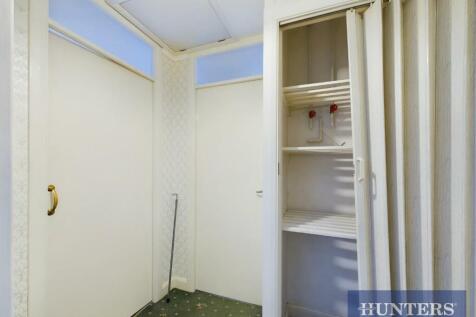 CAM03696G0-PR0355-STILL005.jpg