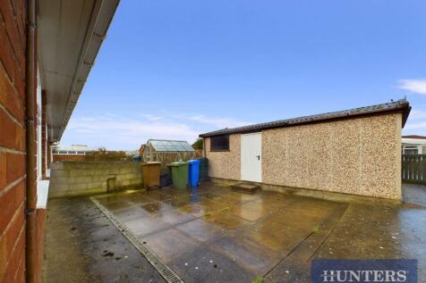 CAM03696G0-PR0355-STILL017.jpg