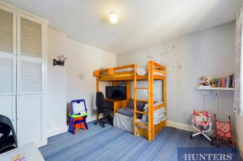 CAM03696G0-PR0396-STILL002.jpg
