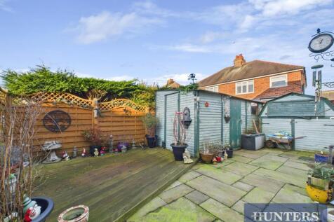 CAM03696G0-PR0440-STILL026.jpg